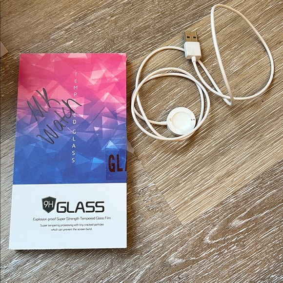 Michael Kors Access Gen 4 Runway Smartwatch Rose Gold. - Picture 4 of 6